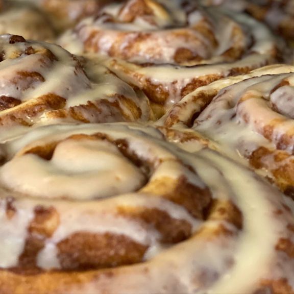 Large Cinnamon Roll